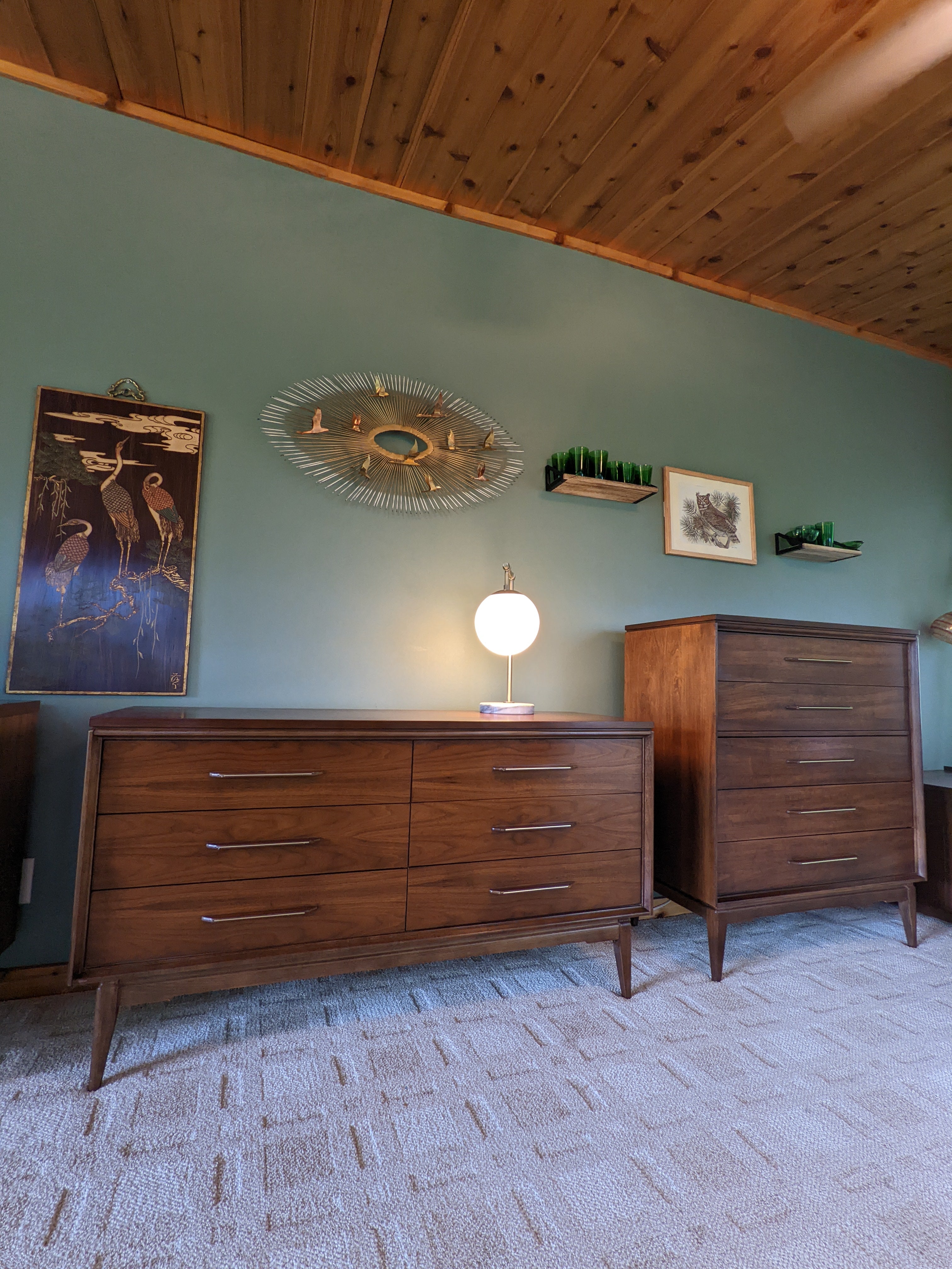 Mid Century Modern Dresser Set