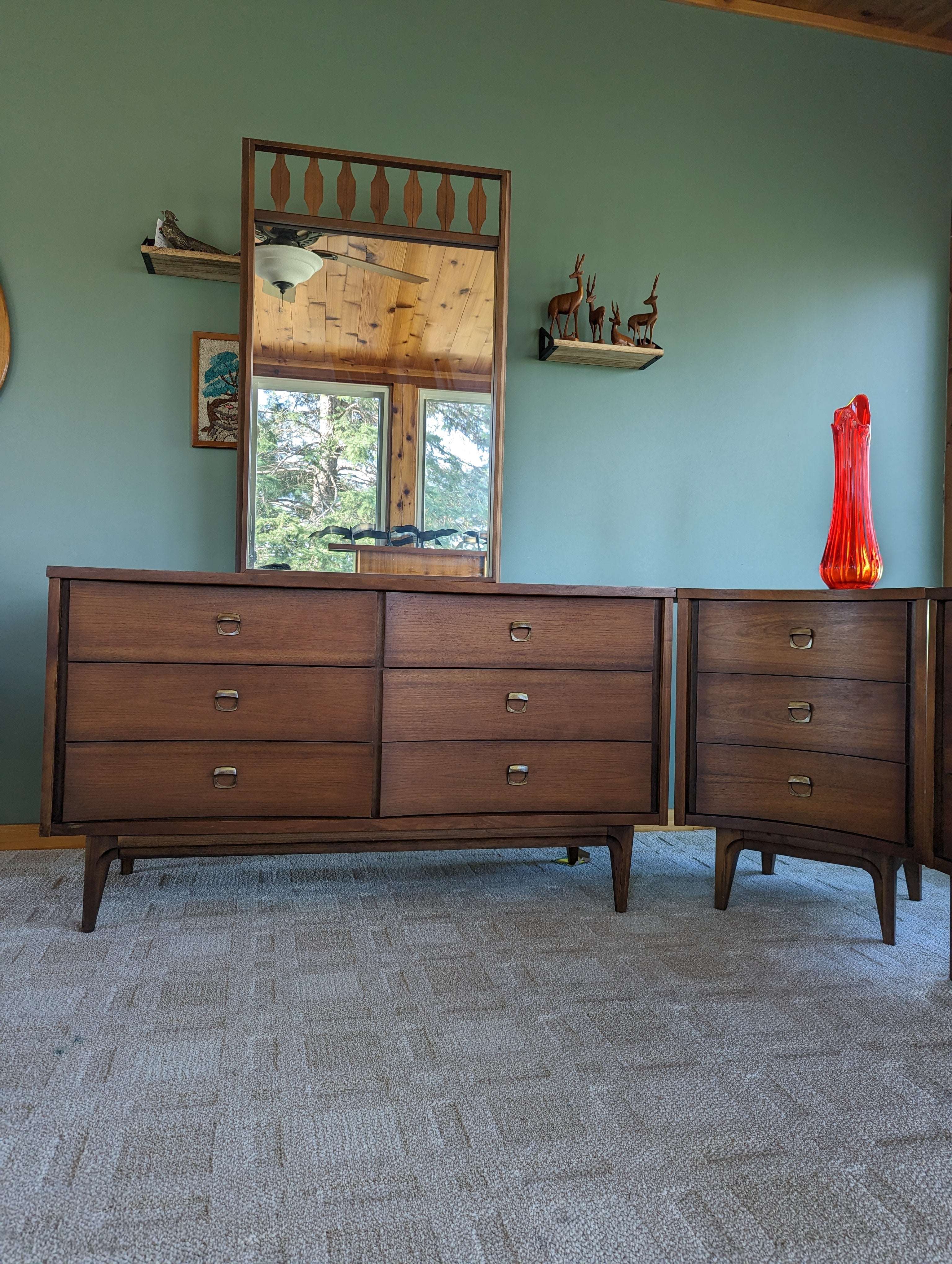 Set of 3 Johnson Carper L-Shaped Dresser Set Set of 3 Johnson Carper L-Shaped Dresser Set